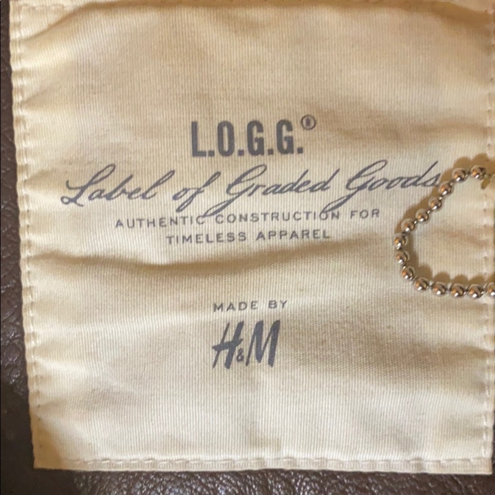 H&M - Picture 4 of 7